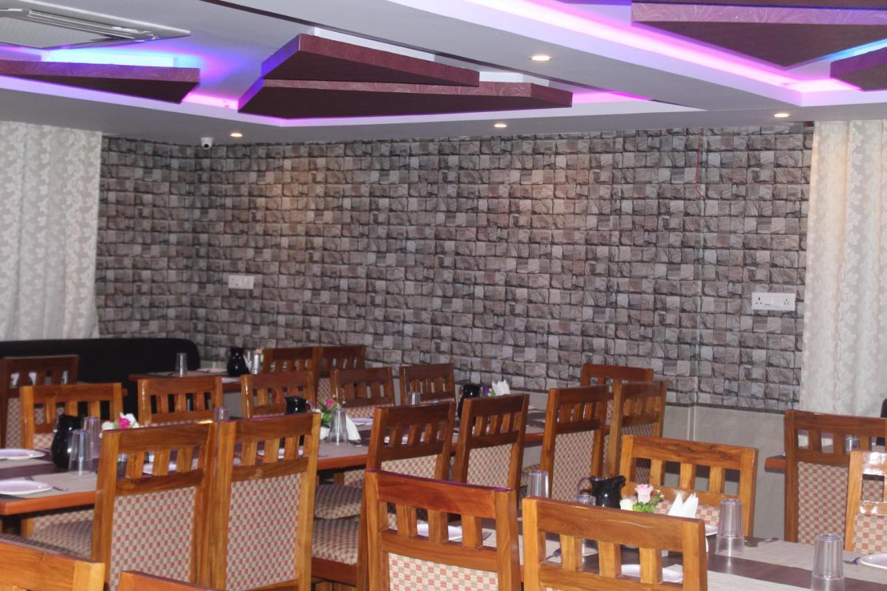 Golden Pride Hotel Kanakapura Esterno foto